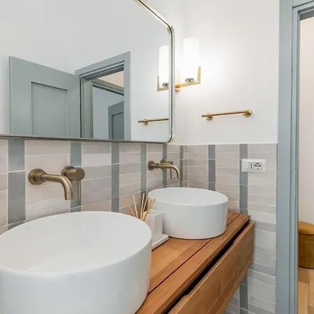 Easylife - Calda Gemma In Porta Venezia * Milan